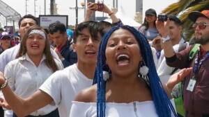 Entrega-Monumento-a-Las-Banderas-Localidad-de-Kennedy-08-de-marzo