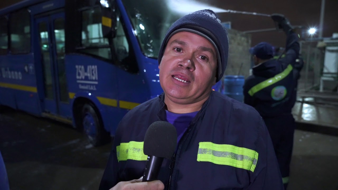 TransMilenio-limpieza-estaciones-y-buses