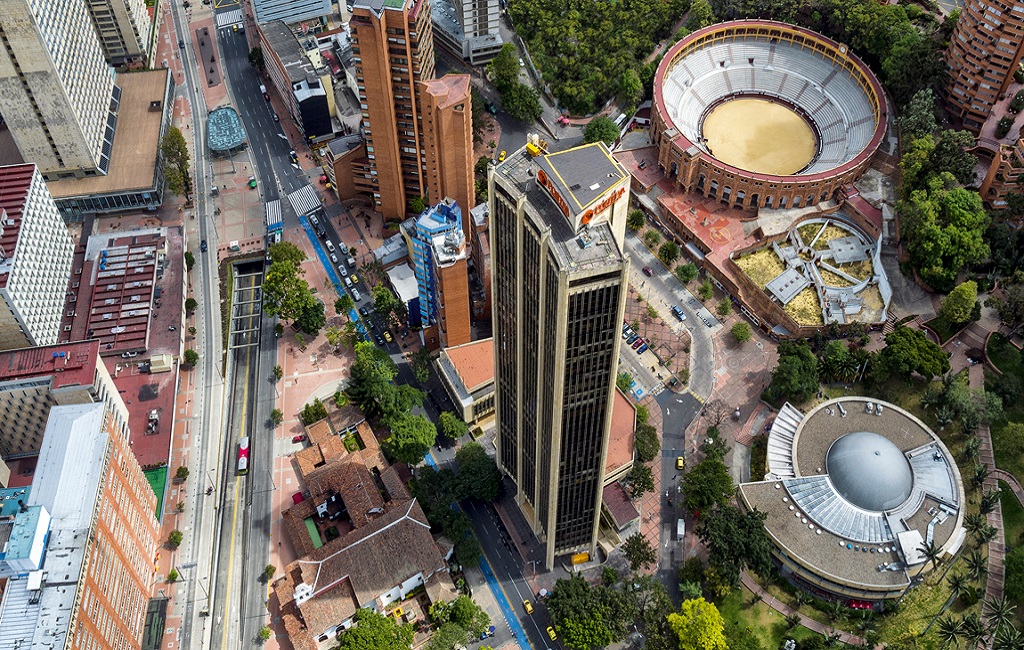 Centro -Foto libro color Bogotá IDT 2019