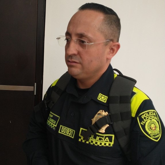 Mayor Julian García - Comandante de Estación Novena