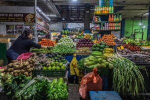 Empleo en Colombia 2026 comercio interno industria turismo