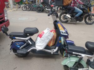Patinetas y bicicletas eléctricas tendrán nuevas reglas de circulación en Colombia
