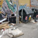 Bogotá lanza campaña para que ciudadanos saquen la basura a tiempo y eviten regueros en las calles