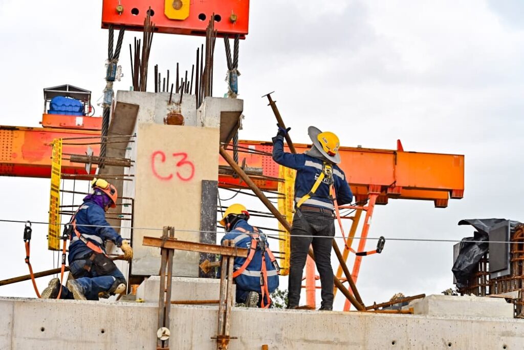 Obras del Puente Mosquera del proyecto RegioTram de Occidente que conectará con Fontibón.