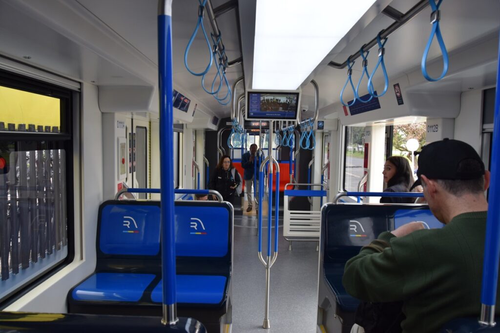 Aprendices del SENA reciben formación para operar el Metro de Bogotá y futuros sistemas ferroviarios de Colombia.