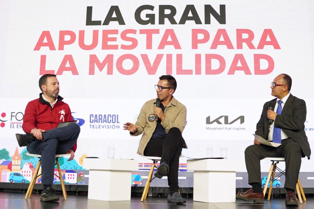 Jorge Rey durante el foro sobre movilidad y transporte de Bogotá y Cundinamarca
