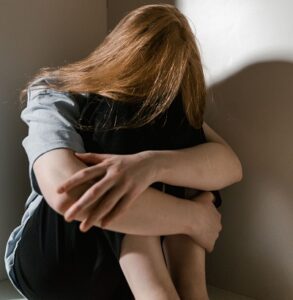 Personal de salud promueve la prevención de la ideación suicida en Bogotá