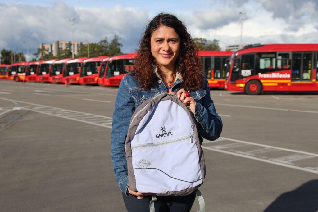 Productos elaborados a partir de uniformes en desuso en Bogotá